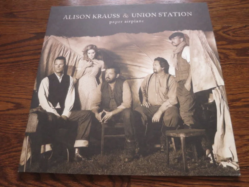 Alison Krauss & Union Station - Paper Airplane