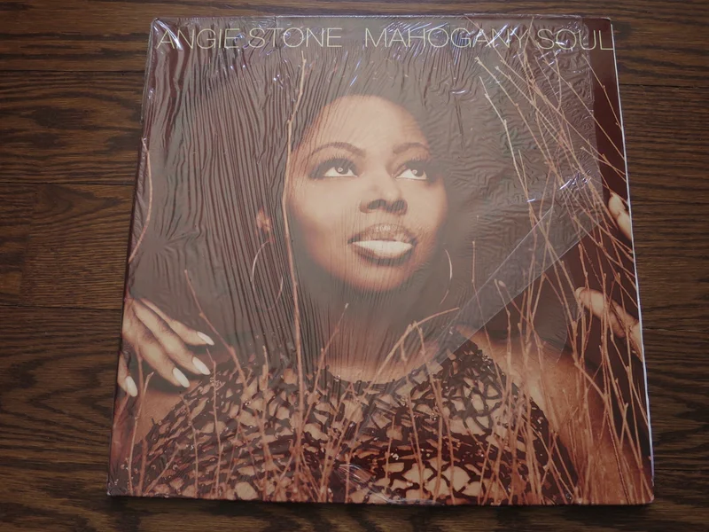 Angie Stone - Mahogany Soul