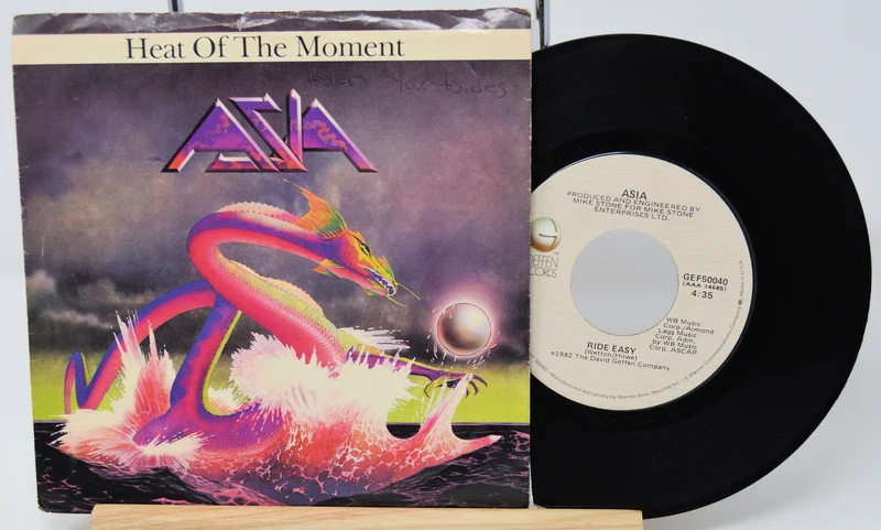 Asia - Heat Of The Moment