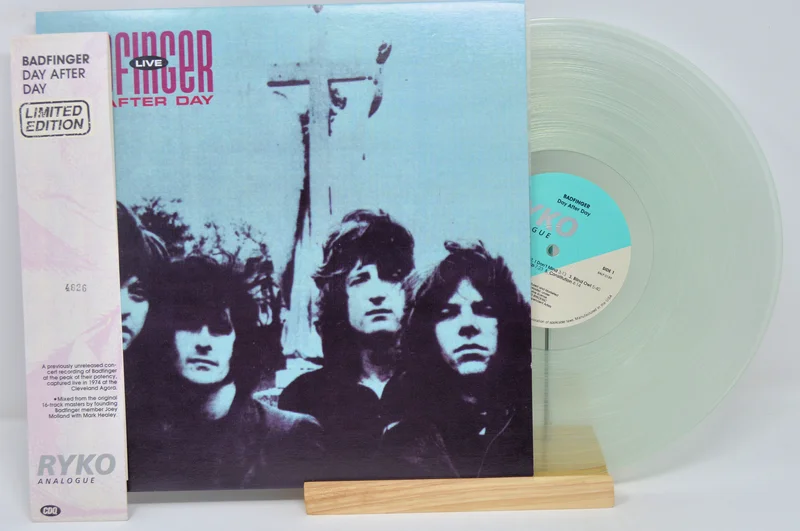 Badfinger - Day After Day