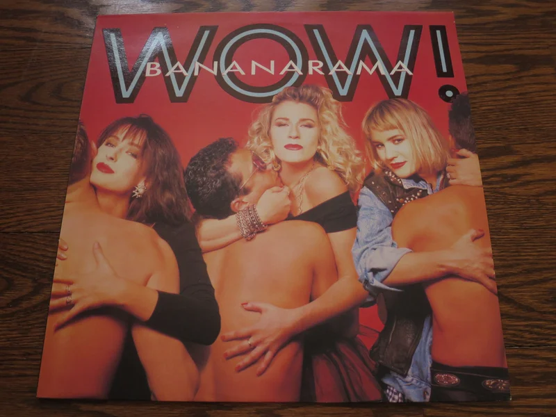 Bananarama - Wow!