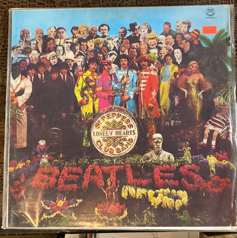 Beatles Vintage 1967 EMI Parlophone- Sg Pepers. Philippine import