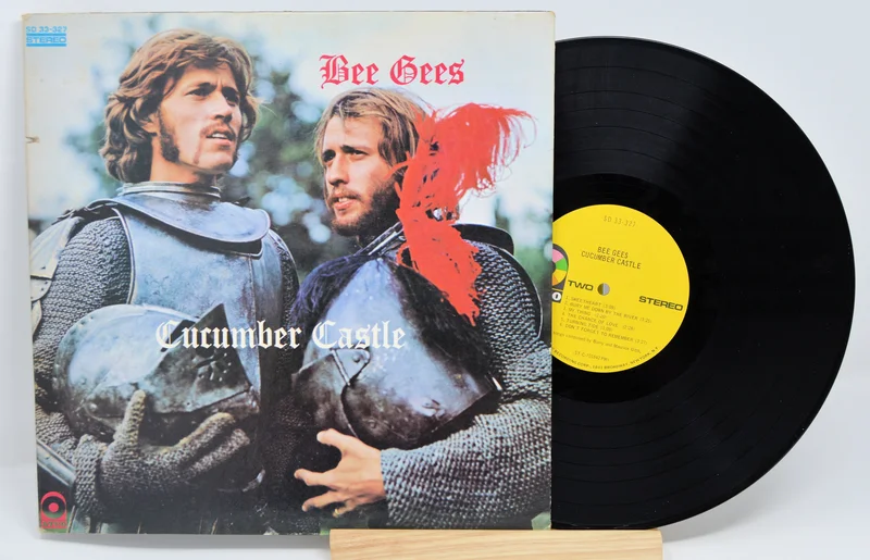 Bee Gees - Cucumber Castle