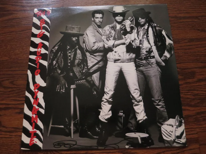 Big Audio Dynamite - This Is Big Audio Dynamite