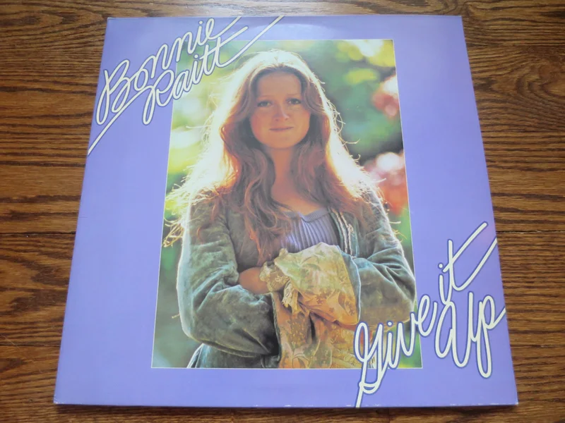 Bonnie Raitt - Give It Up