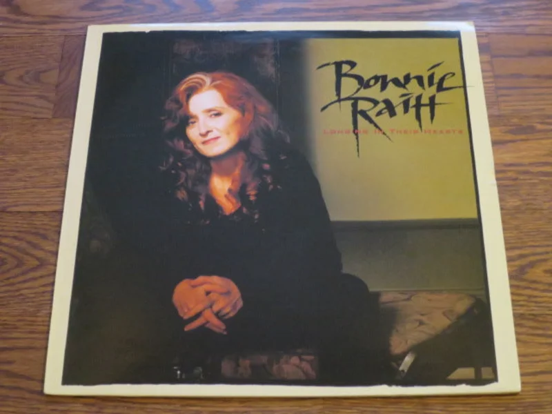 Bonnie Raitt - Longing In Their Hearts