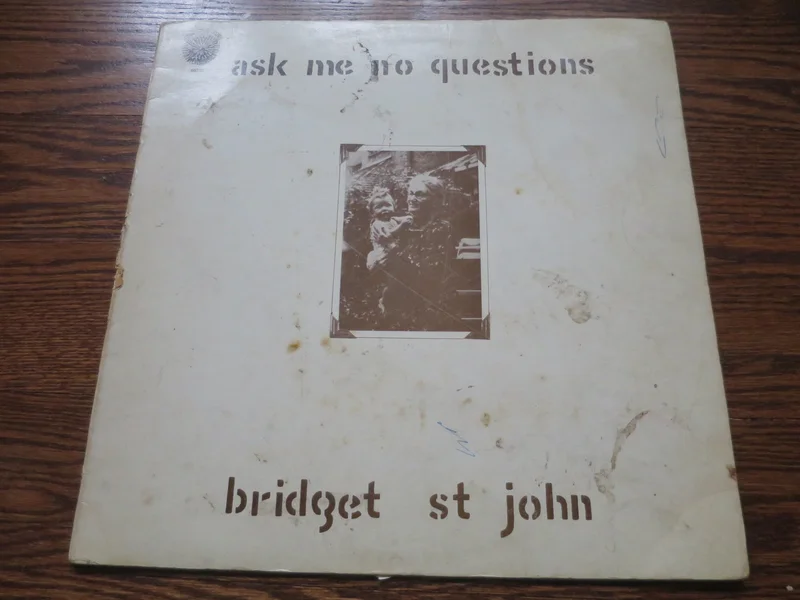 Bridget St. John - Ask Me No Questions