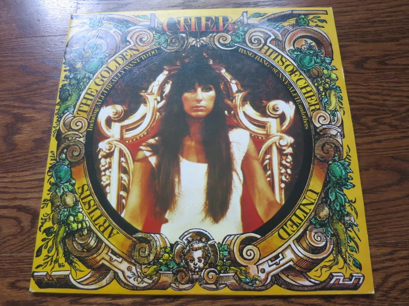 Cher - The Golden Hits of Cher