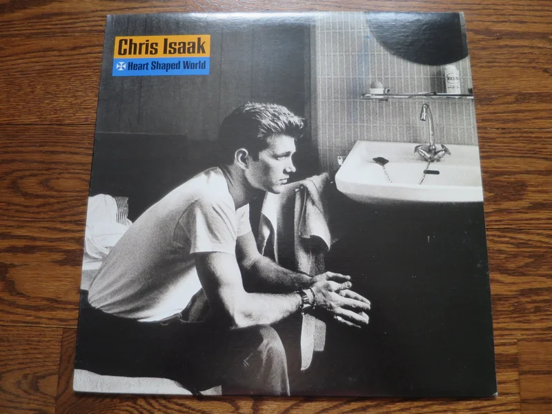 Chris Isaak - Heart Shaped World