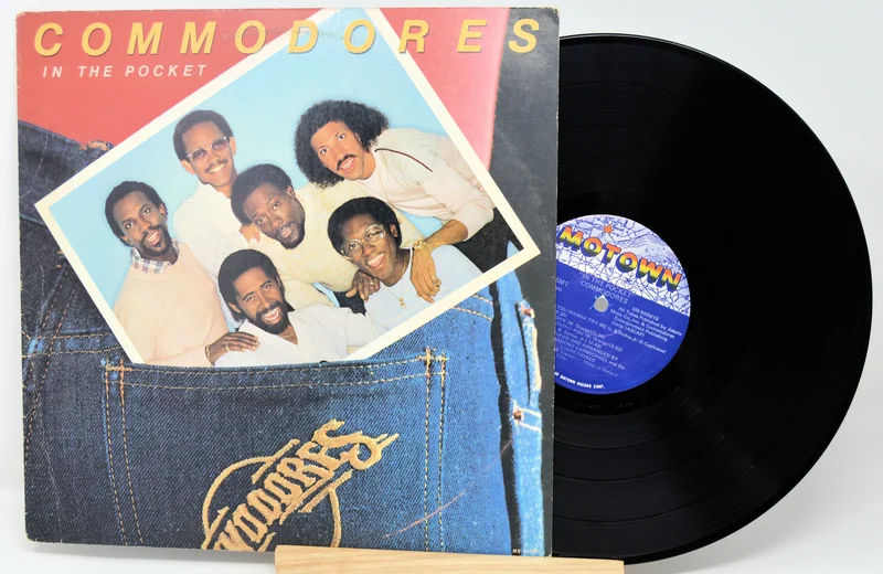 Commodores - In The Pocket