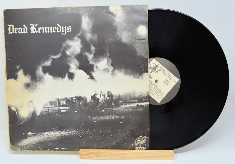 Dead Kennedys - Fresh Fruit For Rotting People