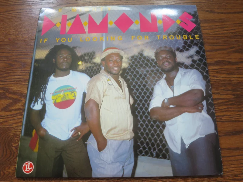 Diamonds - If You Looking For Trouble