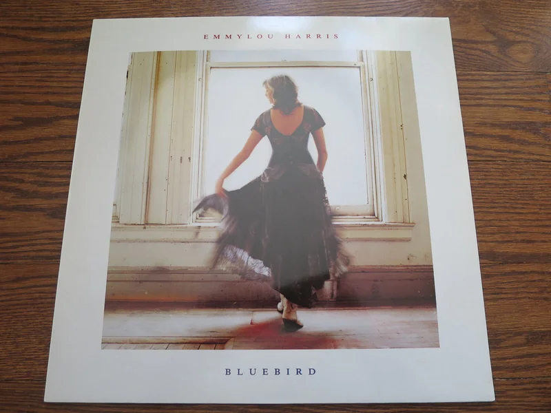 Emmylou Harris - Bluebird