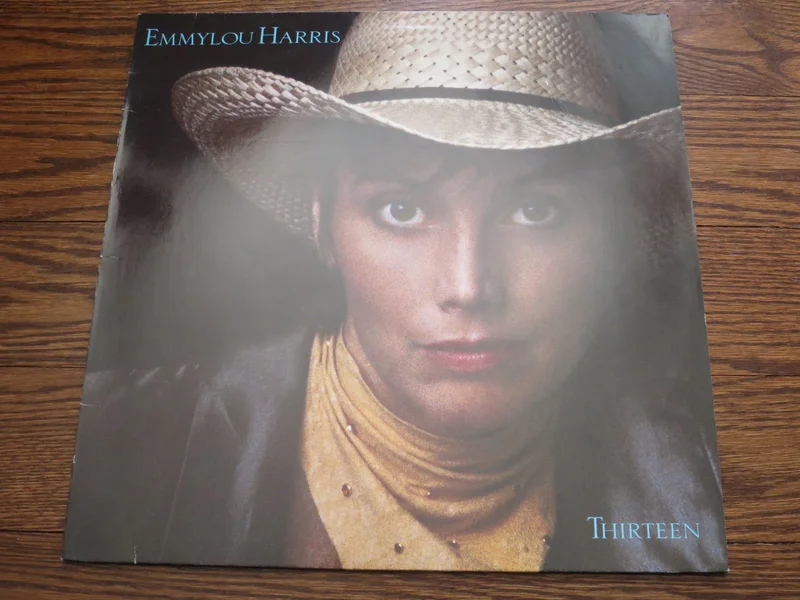 Emmylou Harris - Thirteen