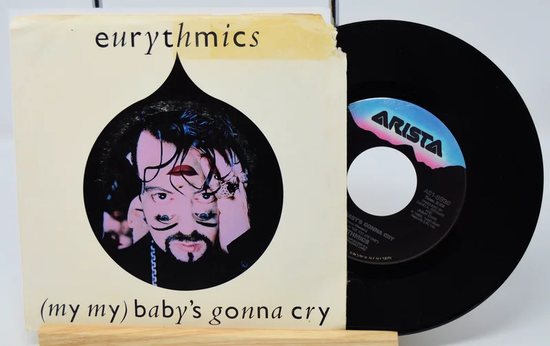 Eurythmics - Baby's Gonna Cry