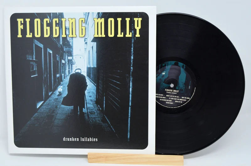 Flogging Molly - Drunken Lullabies