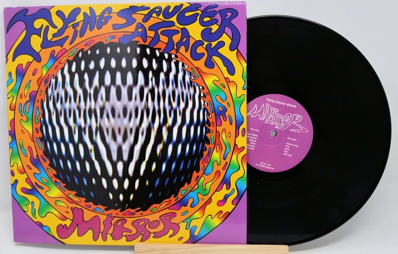 Flying Saucer Attack - Mirror