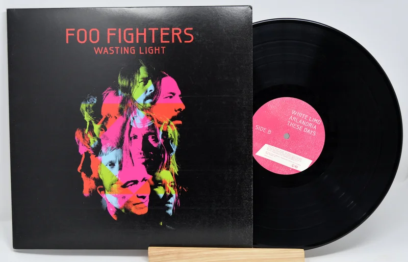 Foo Fighters - Echoes, Silence, Patience & Grace