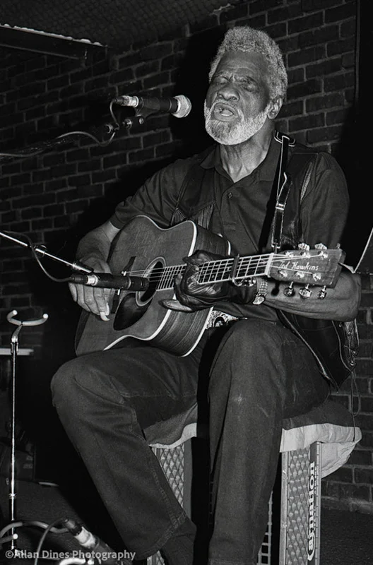 Hawkins, Ted - Photo 3