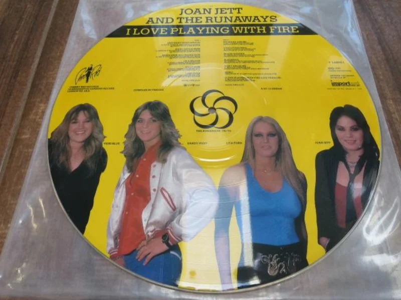 Joan Jett and The Runaways - I Love Playing With Fire picture disc