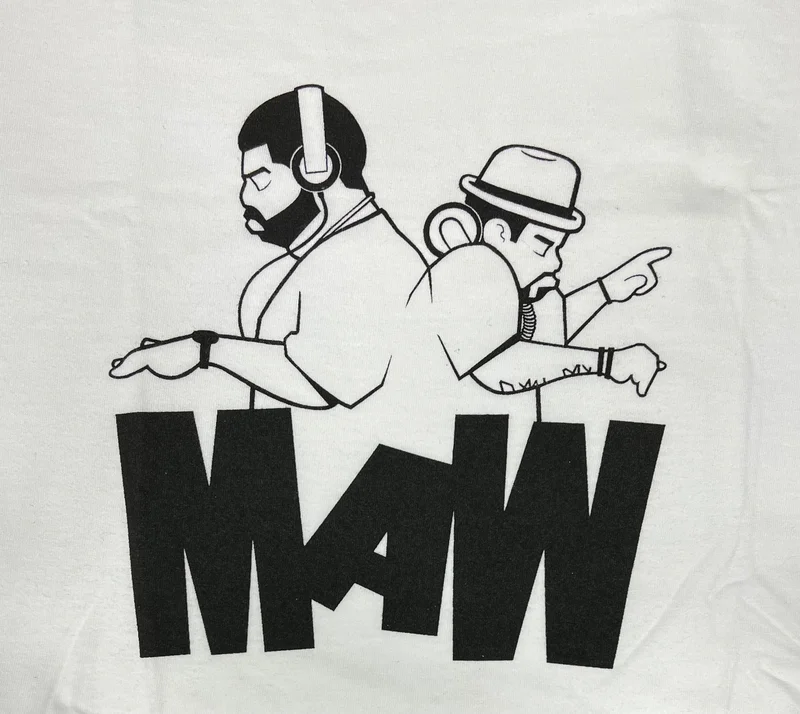 Kenlou Maw Tee White / Black