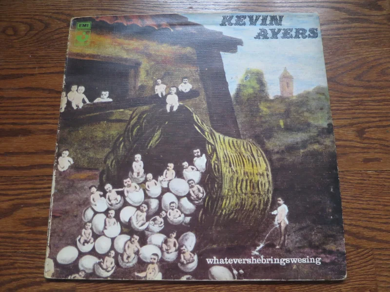 Kevin Ayers - Whatevershebringswesing