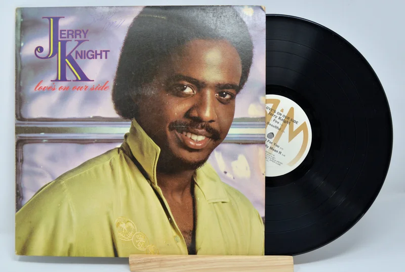 Knight, Jerry - Love's On Our Side