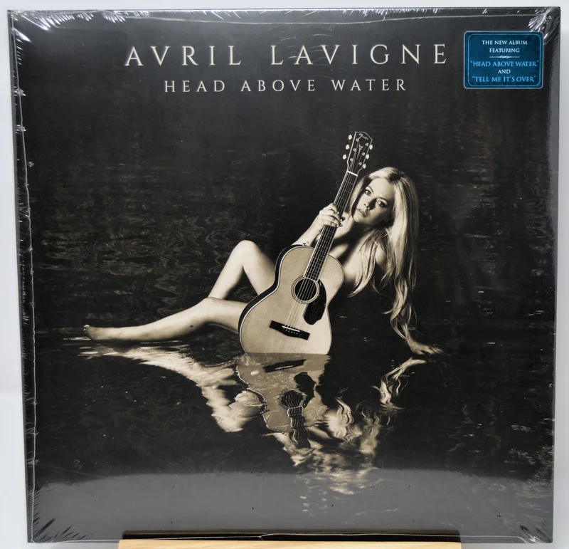 Lavigne, Avril - Head Above Water