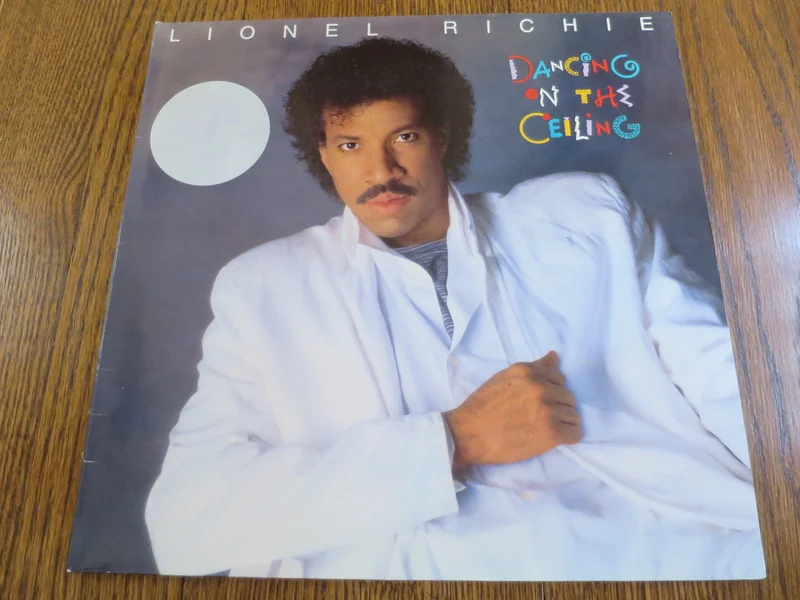 Lionel Richie - Dancing On The Ceiling