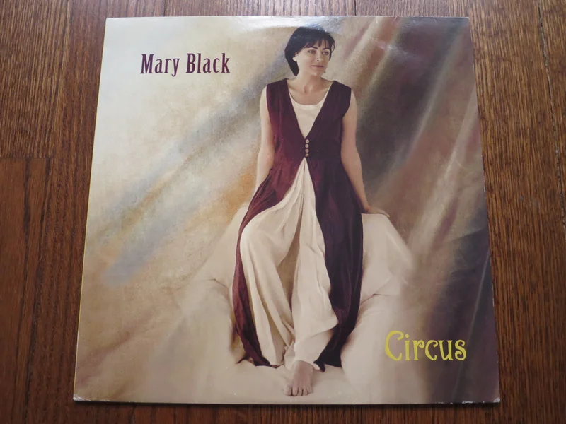 Mary Black - Circus
