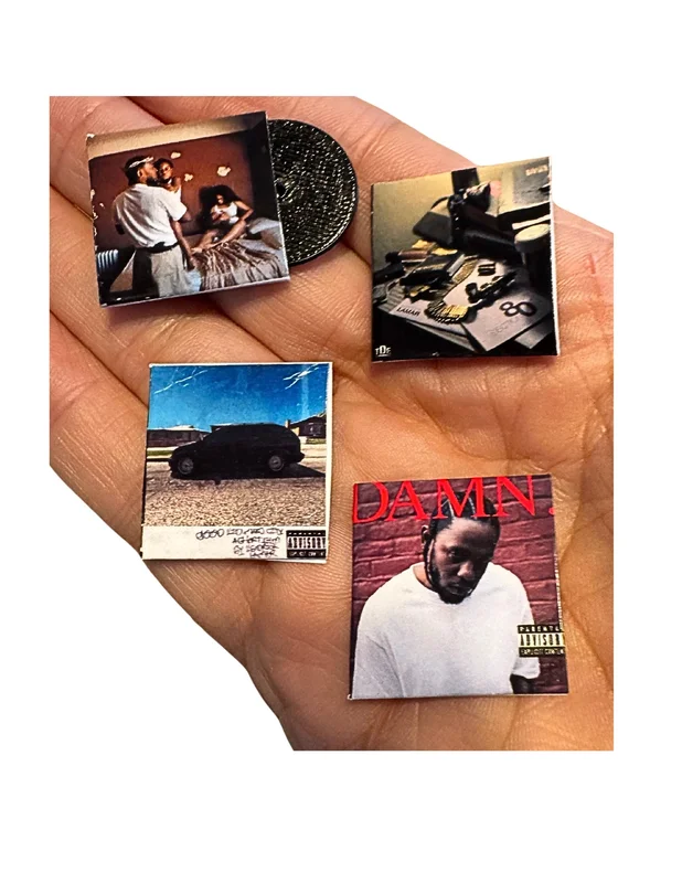 Mini Kendrick Lamar Vinyl Albums 1:12 Dollhouse Miniature Collectibles