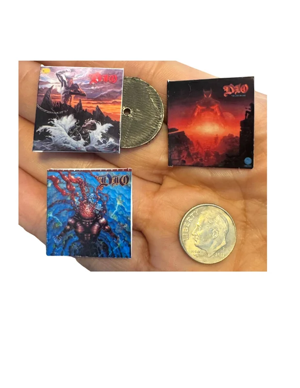 Miniature Dio Vinyl Record Albums  1:12 Scale Dollhouse Collectibles