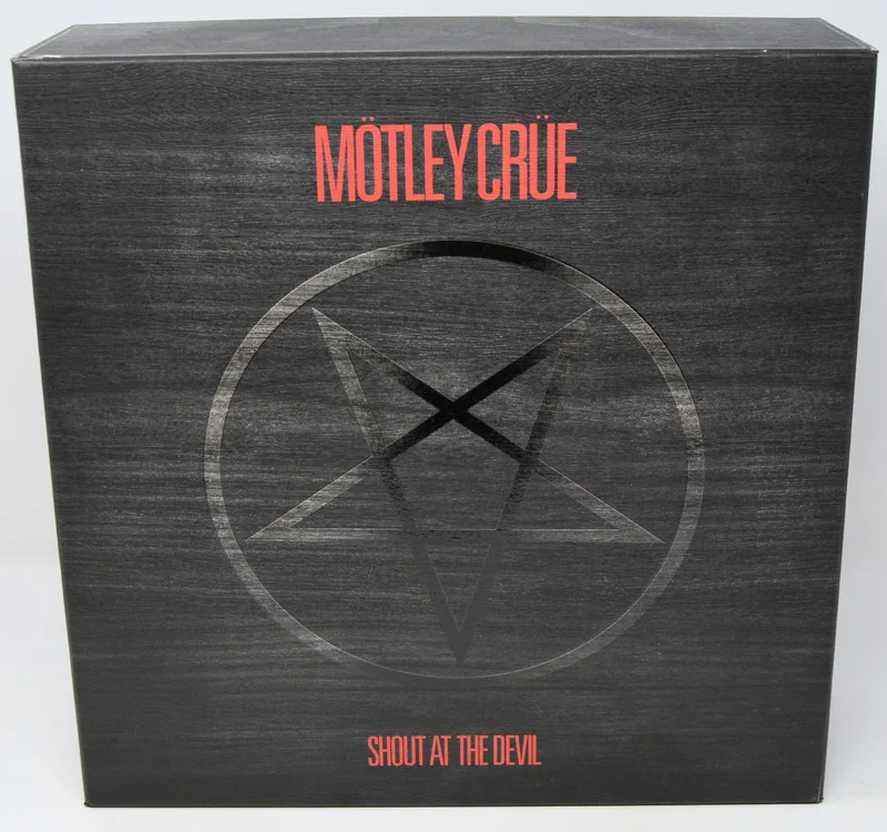 Motley Crue - Shout At The Devil 40th Box