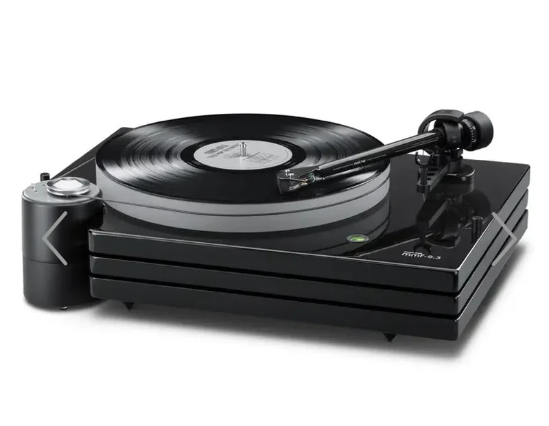 MUSIC HALL - MMF-9.3 Turntable/$100 in free used vinyl with purchase!