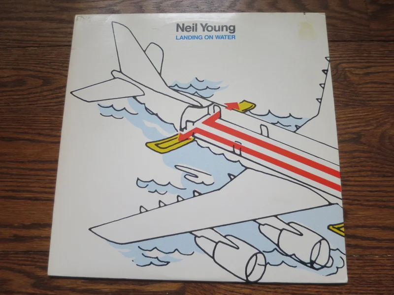 Neil Young - Landing On Water 2two