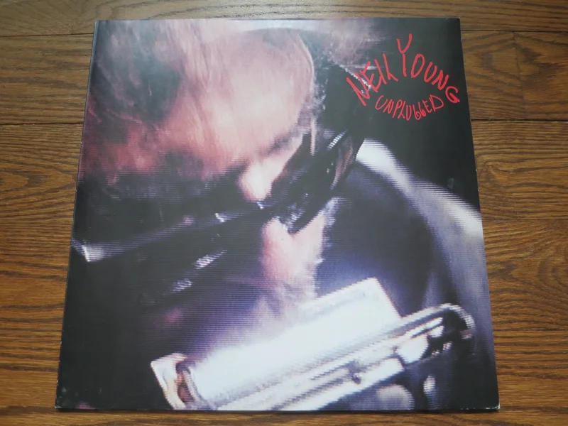 Neil Young - Unplugged