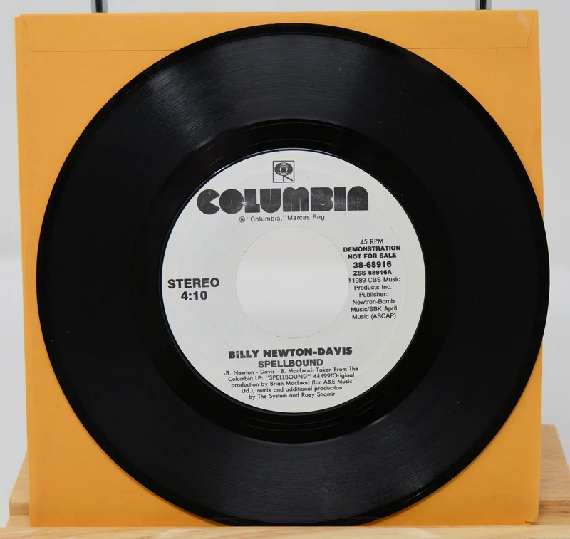 Newton-Davis, Billy - Spellbound