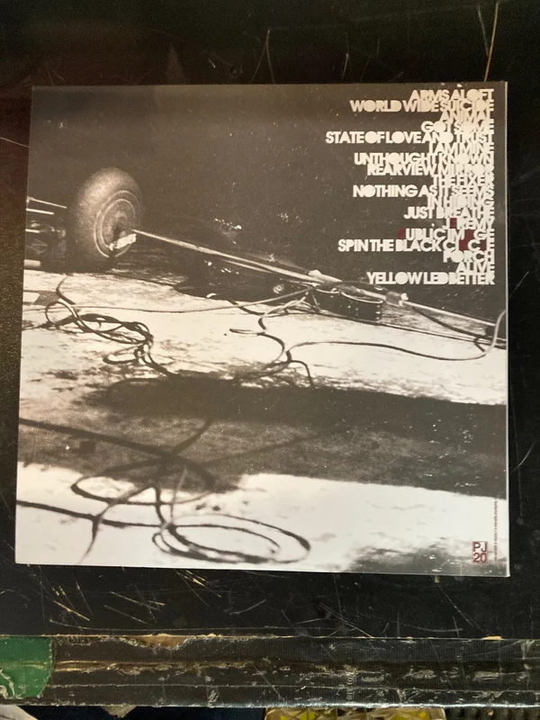 Pearl Jam On ten legs live