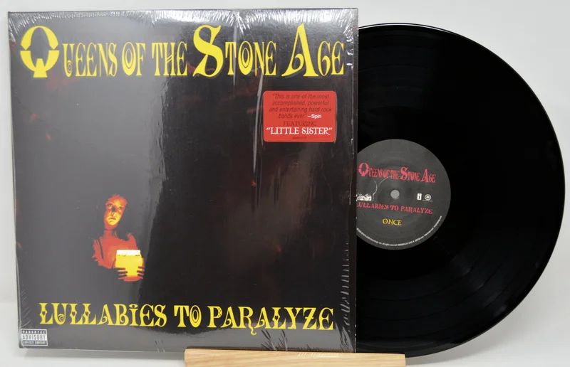 Queens Of The Stone Age - Lullabies To Paralyze