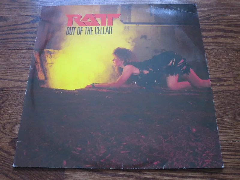 Ratt - Out Of The Cellar