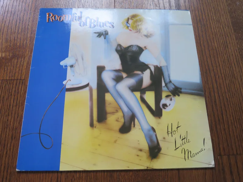 Roomful of Blues - Hot Little Mama!