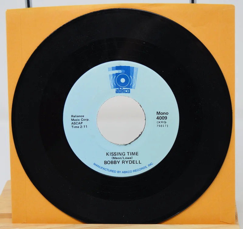 Rydell, Bobby - Kissing Time