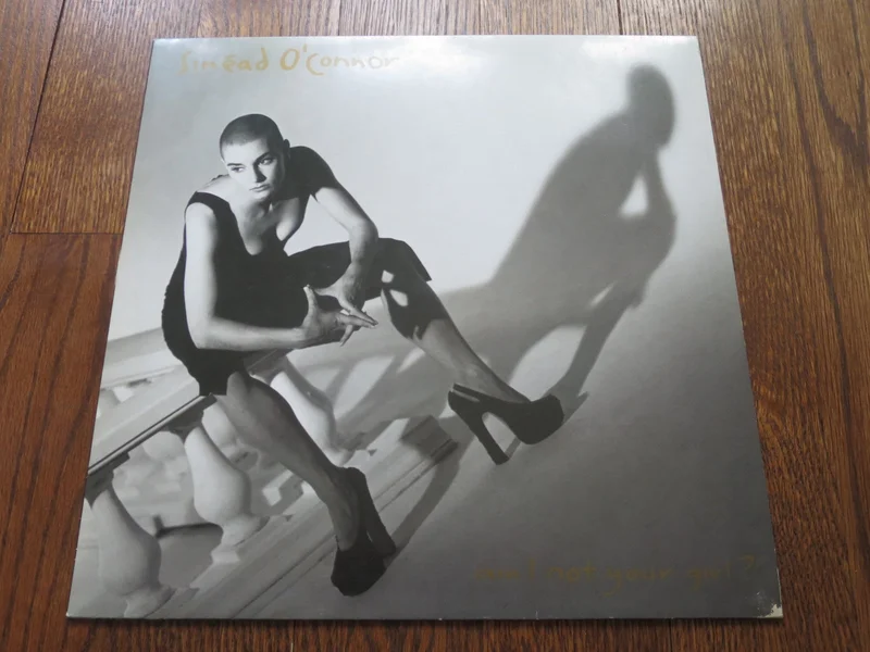 Sinead O'Connor - Am I Not Your Girl