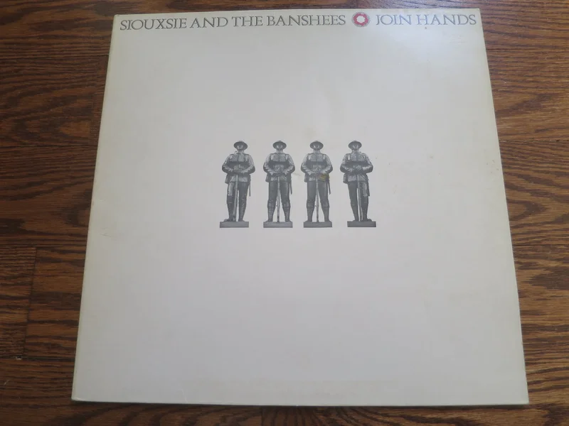 Siouxsie and The Banshees - Join Hands