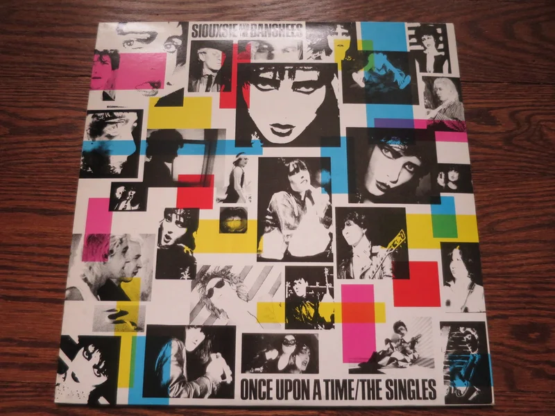 Siouxsie And The Banshees - Once Upon A Time/The Singles