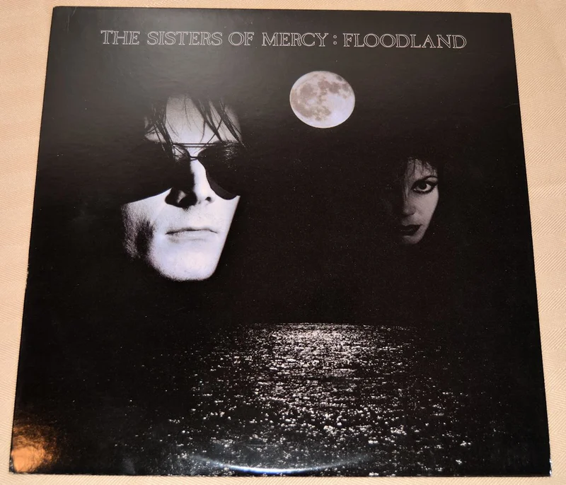 Sisters Of Mercy - Floodland