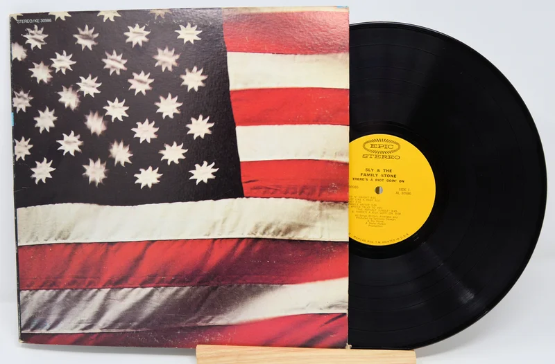 Sly & The Family Stone - There's A Riot Goin' On