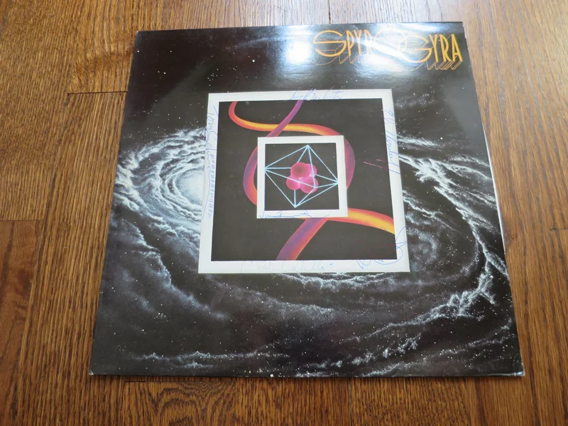 Spyro Gyra - Spyro Gyra (signed)