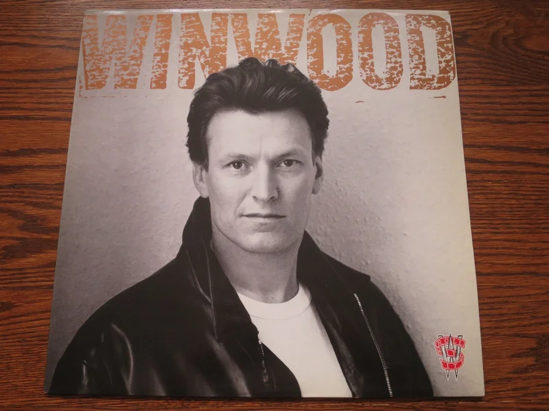 Steve Winwood - Roll With It