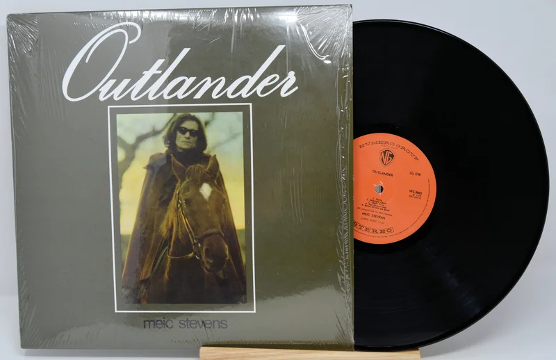 Stevens, Meic - Outlander